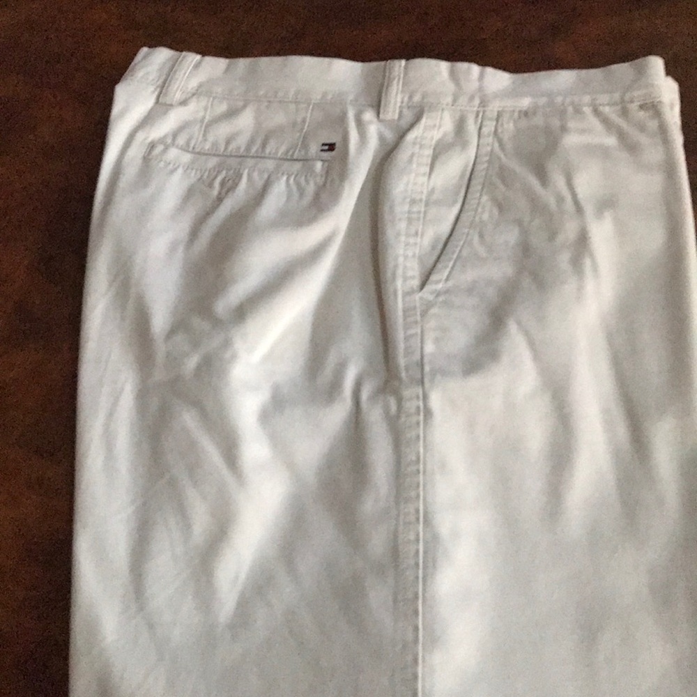 Tommy Hilfiger cotton khaki pants